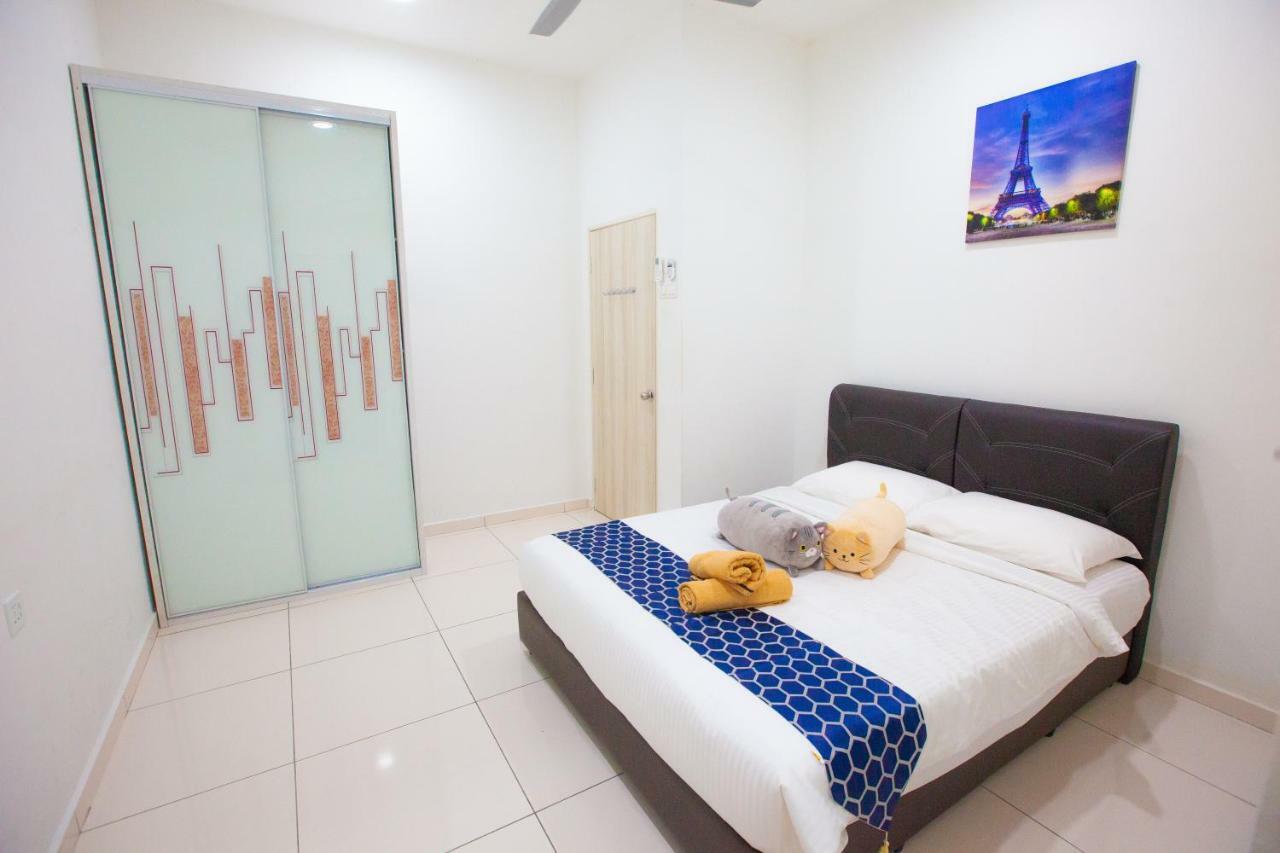 The Only Sea View In Town Villa Kuah Exterior foto