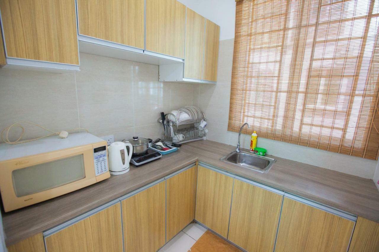 The Only Sea View In Town Villa Kuah Exterior foto